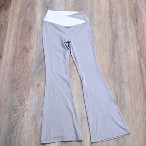 Velocity Active Stretch Fusion Flared Leg Pants Taupe Cream V-Waist Yoga Medium